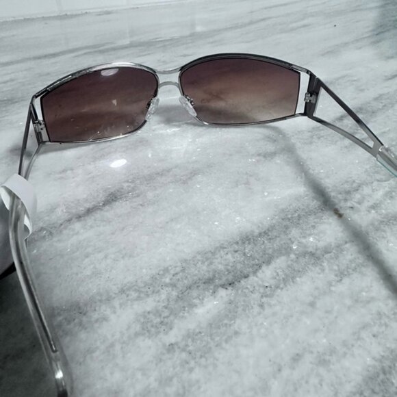 West Loop Silver Aviator Sunglasses with Gradient Lenses - Picture 2 of 5